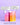 Zwei leuchtende INAO by essence Refill Lover Beutel, „FINE TIME“ (porenverfeinerndes Leave-on-Peeling-Serum) und „BRIGHT SENSE“ (feuchtigkeitsspendendes, strahlungsverstärkendes Vitamin-C-Serum), werden als Teil eines nachhaltigen Nachfüllsets gezeigt.