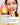 Eine lächelnde Frau hält ein Glas „Get Stronger Sparset“ von INAO von essence – Gummibärchen mit Bananengeschmack, Vitamin C, Biotin, Zink, Lactobacillus Plantarum und Ceramid zur Unterstützung der Hautbarriere und Beruhigung gereizter Haut.