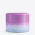 Ein Tiegel „INAO by essence Barrier Bae Protection Rich Cream“ mit 0,35 % Ceramid zur Stärkung Ihrer Hautbarriere. Der violette und blaue Tiegel mit weißer Beschriftung hebt sich deutlich von einem schlichten, hellen Hintergrund ab.