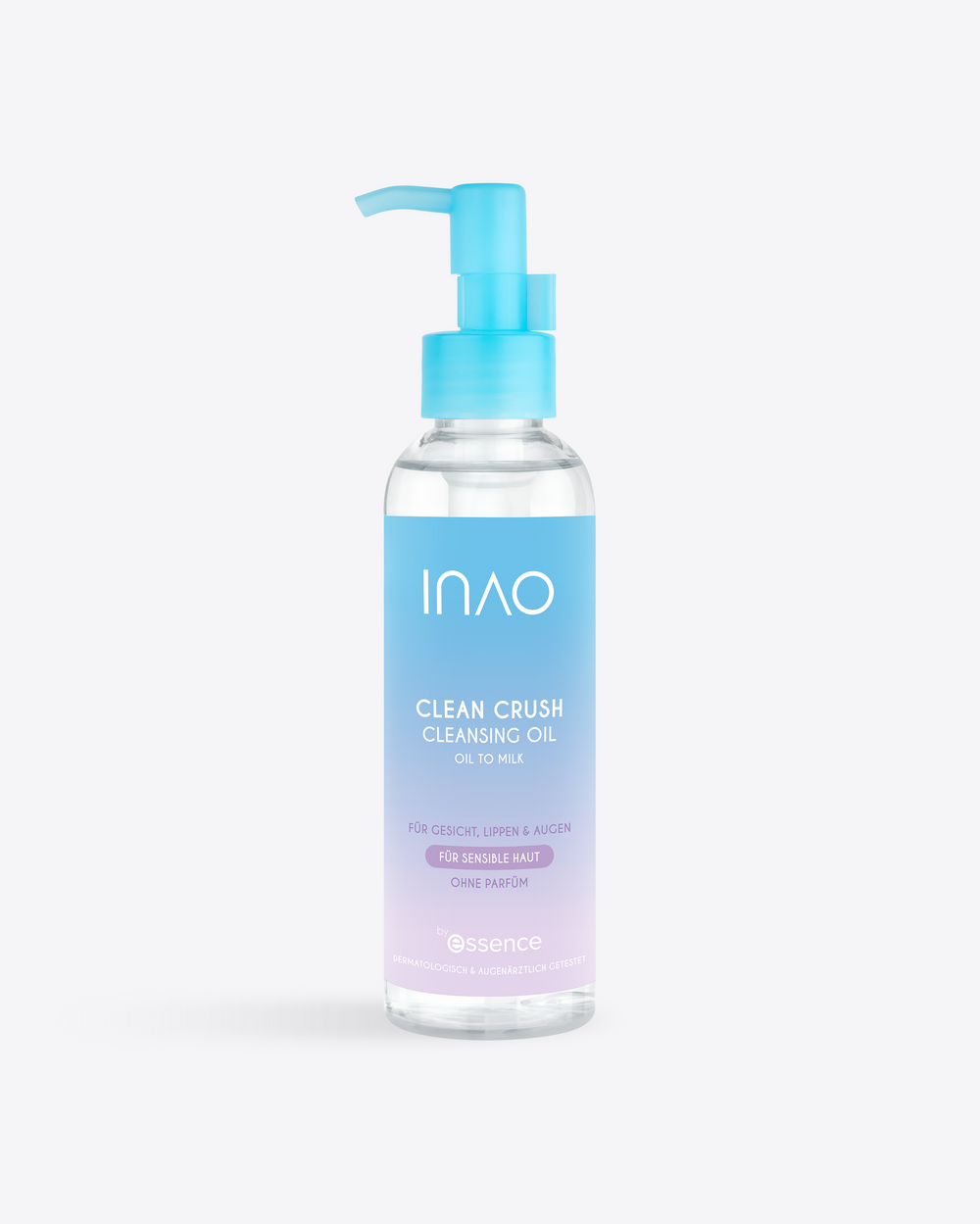 Pumpflasche des INAO Clean Crush Cleansing Oil mit hellblauem Verschluss vor hellgrauem Hintergrund.