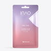 Eine in Rosa- und Violetttönen gehaltene Verpackung mit der Aufschrift „INAO“ enthält die „Fine Time Calming & Glow Hydrogel-Maske“ mit 9 % Glycerin, die vor einem weißen Hintergrund abgebildet ist.