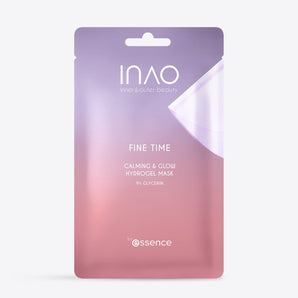 Eine in Rosa- und Violetttönen gehaltene Verpackung mit der Aufschrift „INAO“ enthält die „Fine Time Calming & Glow Hydrogel-Maske“ mit 9 % Glycerin, die vor einem weißen Hintergrund abgebildet ist.